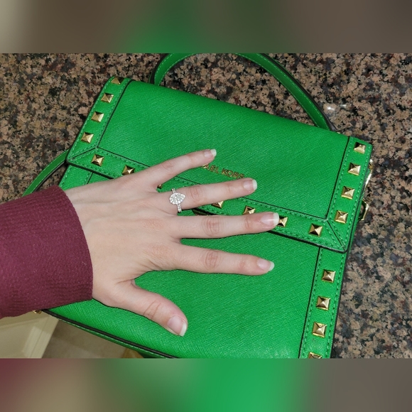 michael kors mk green studded bag - Picture 4 of 7